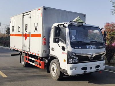 江特牌JDF5127XRYE6型易燃液體廂式運(yùn)輸車