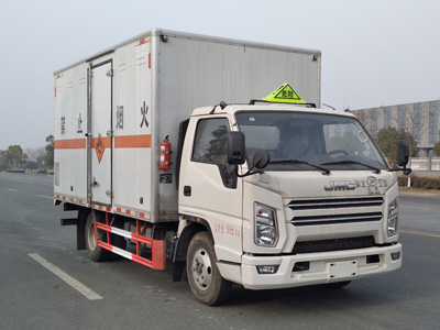 江特牌JDF5060XQYJ6型爆破器材運(yùn)輸車(chē)